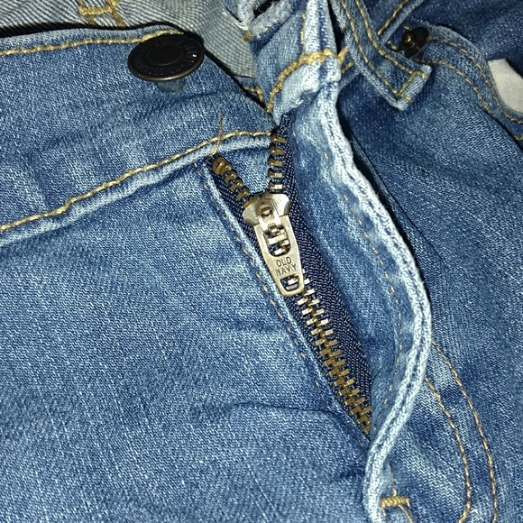 Old Navy Skinny Jeans - Picture 6 of 7